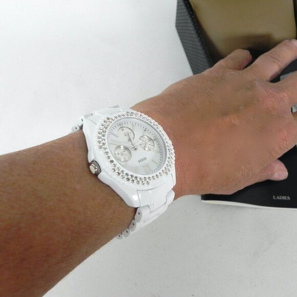 NWT Guess Ladies Mother-Of-Pearl Watch | White Ceramic with Crystals Wristwatch - Picture 3 of 10
